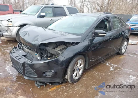 2014 Ford Focus Se z USA, uszkodzony, nr VIN 1FADP3F29EL217386